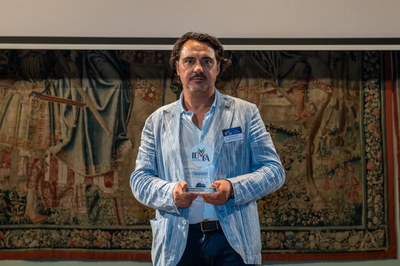 SALERNO TRIVELLAZIONI SRL